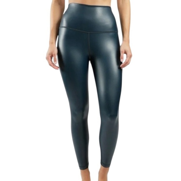 NWT artic navy 90 Degree By Reflex Shiny Leggings Retail $78 - Picture 2 of 6